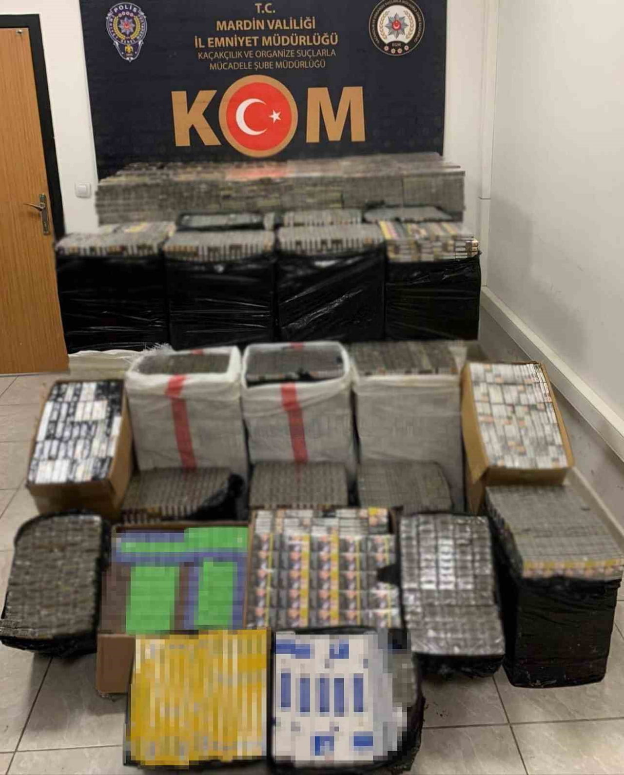 İL EMNİYET MÜDÜRLÜĞÜ KAÇAKÇILIK VE ORGANİZE SUÇLARLA MÜCADELE ŞUBE MÜDÜRLÜĞÜ EKİPLERİNCE YAPILAN...