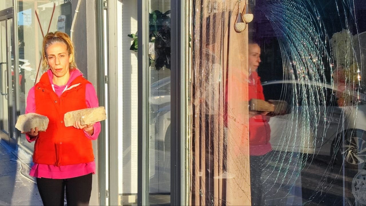 İŞLETMECİ BURCU UĞUR