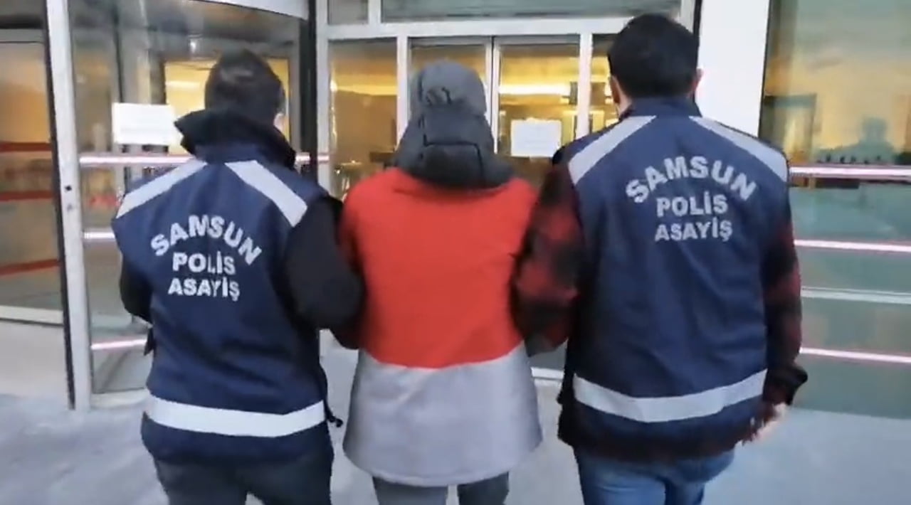İSTANBUL'DA İŞLEDİĞİ CİNAYETTEN  27 YIL HAPİS CEZASI ALAN G.A., SAMSUN'DA YAKALANARAK CEZAEVİNE...