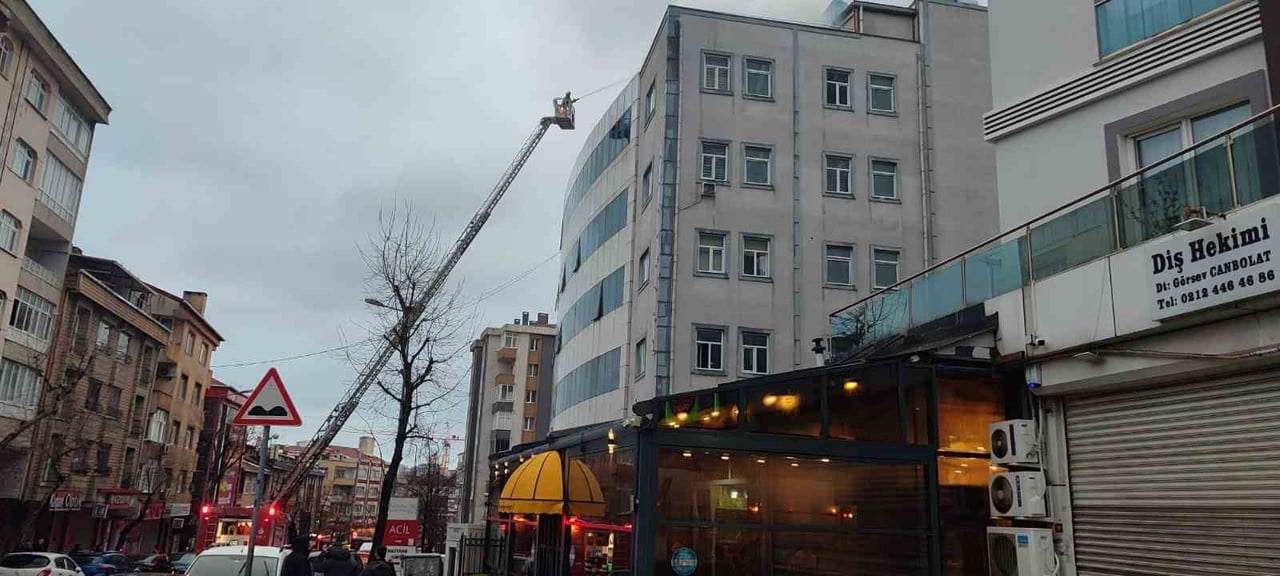 İSTANBUL BAĞCILAR’DA "YENİDOĞAN ÇETESİ" SORUŞTURMASI KAPSAMINDA KAPATILAN ÖZEL HASTANENİN...