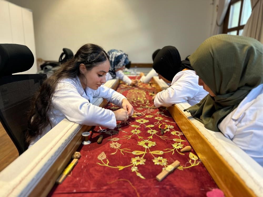 İSTANBUL ŞEHZADELER TÜRBESİ’NDE BULUNAN ŞEHZADE MAHMUT’A AİT SANDUKANIN PUŞİDESİ, SAMSUN...