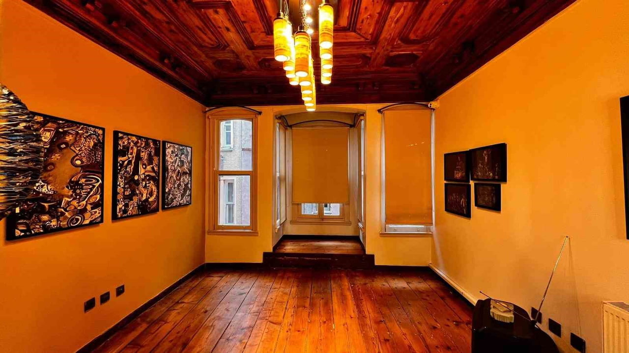 İSTANBUL’UN TARİHİ SEMTLERİNDEN BALAT, GEÇMİŞİN NASIL HATIRLANDIĞINI VE BUGÜNE NASIL TAŞINDIĞINI...