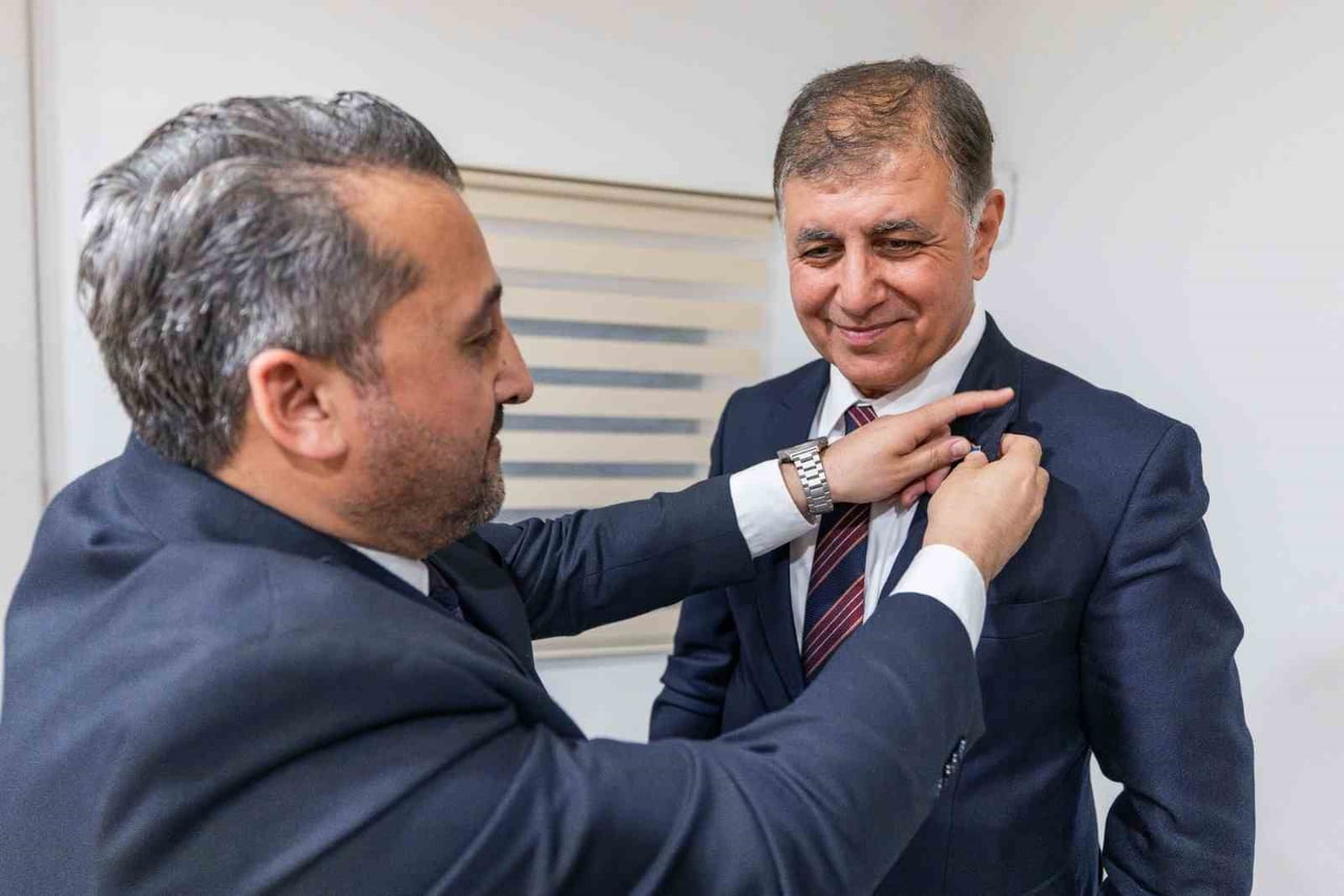 İZMİR–BAKÜ KARDEŞ ŞEHİR İLİŞKİLERİNİN 40. YILI DOLAYISIYLA İZAZDER BAŞKANI PERVİZ ALTAY VE...