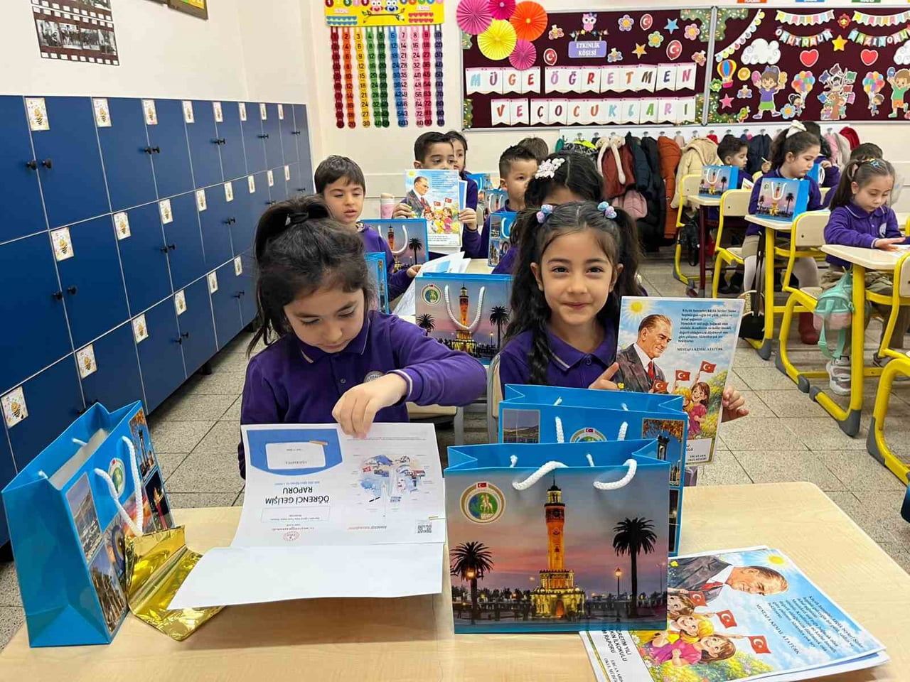 İZMİR’DE 2025-2026 EĞİTİM ÖĞRETİM YILININ İLK DÖNEMİNİN TAMAMLANMASIYLA BİRLİKTE 721 BİN 862...