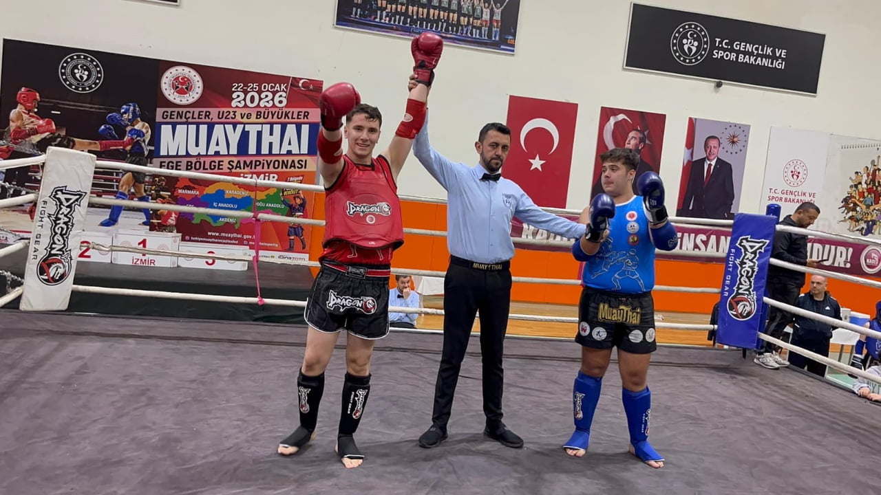 İZMİR’DE DÜZENLENEN MUAYTHAİ EGE BÖLGE ŞAMPİYONASI’NDA MANİSA TAKIMI, 18'İ BİRİNCİLİK OLMAK ÜZERE...