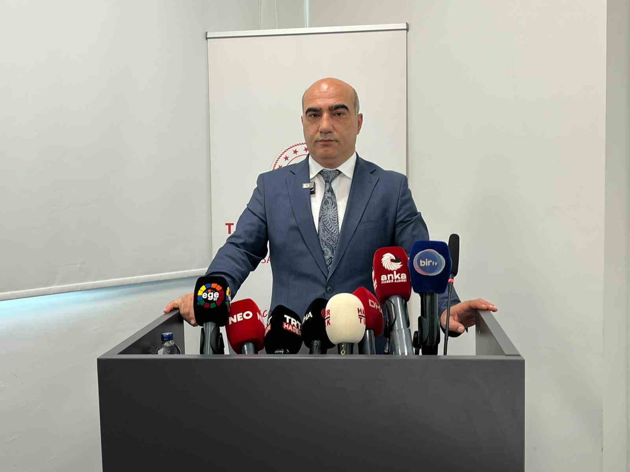 İZMİR İL SAĞLIK MÜDÜRÜ DOÇ. DR. AYHAN KUL, İZMİR’İN SAĞLIK VİZYONUNU VE 2025 YILI VERİLERİNİ...