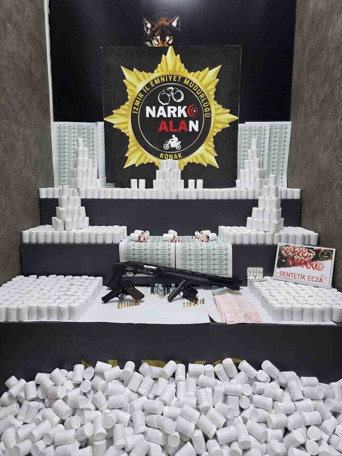 İZMİR’İN KONAK İLÇESİNDE POLİS EKİPLERİ TARAFINDAN DÜZENLENEN OPERASYONDA 108 BİN 472 ADET...