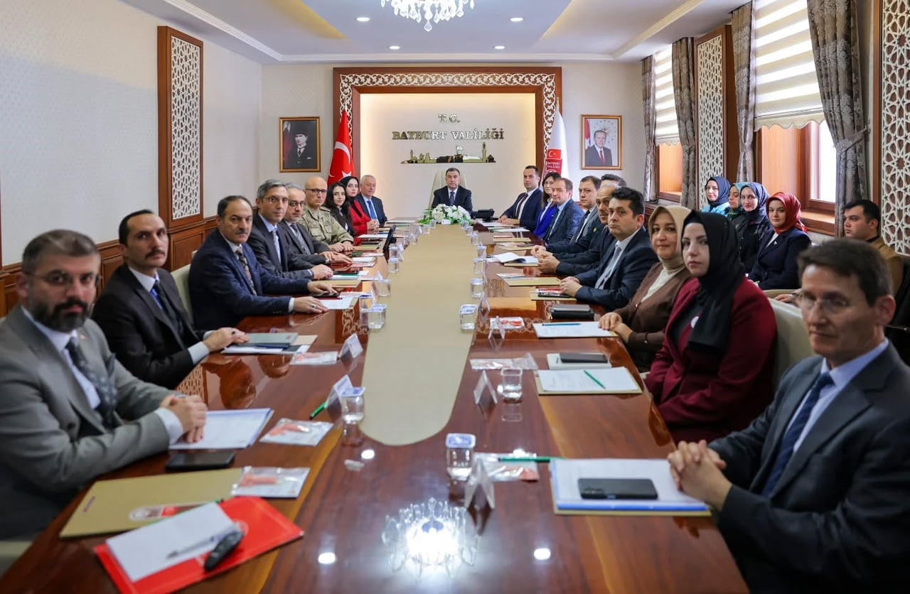 KADINA YÖNELİK ŞİDDETLE MÜCADELE ÇALIŞMALARI KOORDİNASYON TOPLANTISINDA GÖRÜŞÜLDÜ