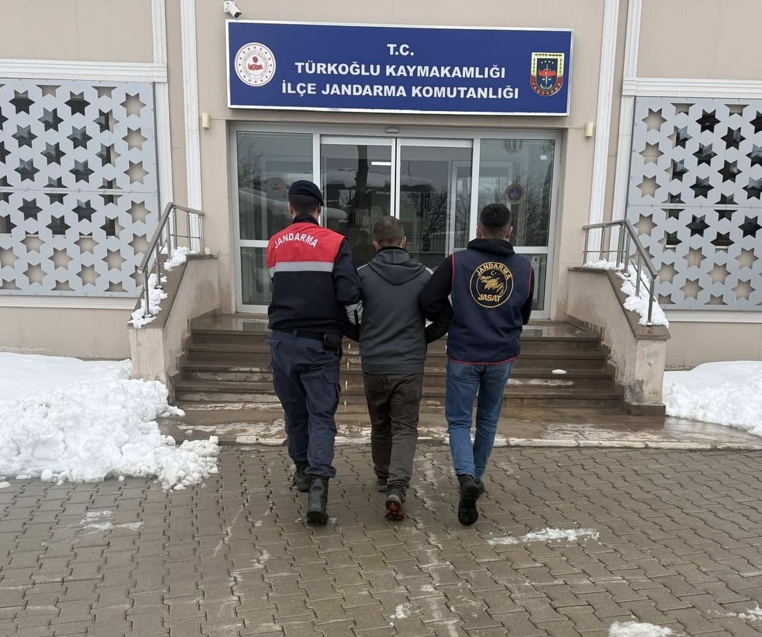 KAHRAMANMARAŞ DÜZENLENEN OPERASYONEL FAALİYETLERDE 12 KİŞİ TUTUKLANDI .