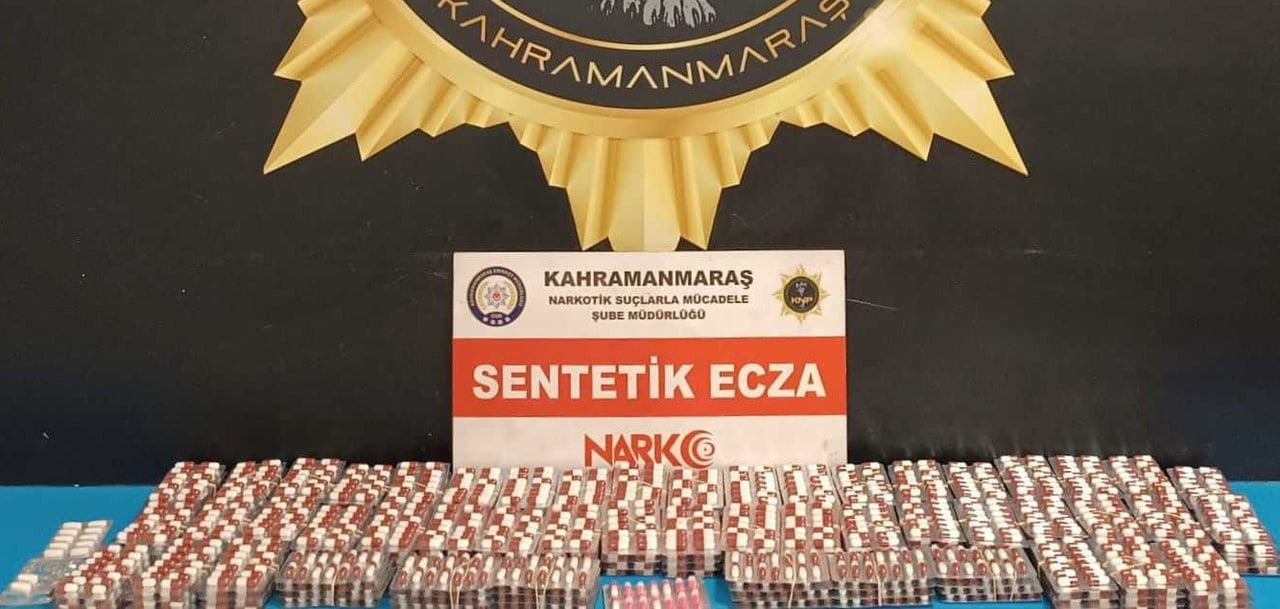 KAHRAMANMARAŞ POLİSİNİN YAPTIĞI ÇALIŞMADA 10 BİN 807  ADET UYUŞTURUCU HAP ELE GEÇİRİLDİ, YAKALANAN...