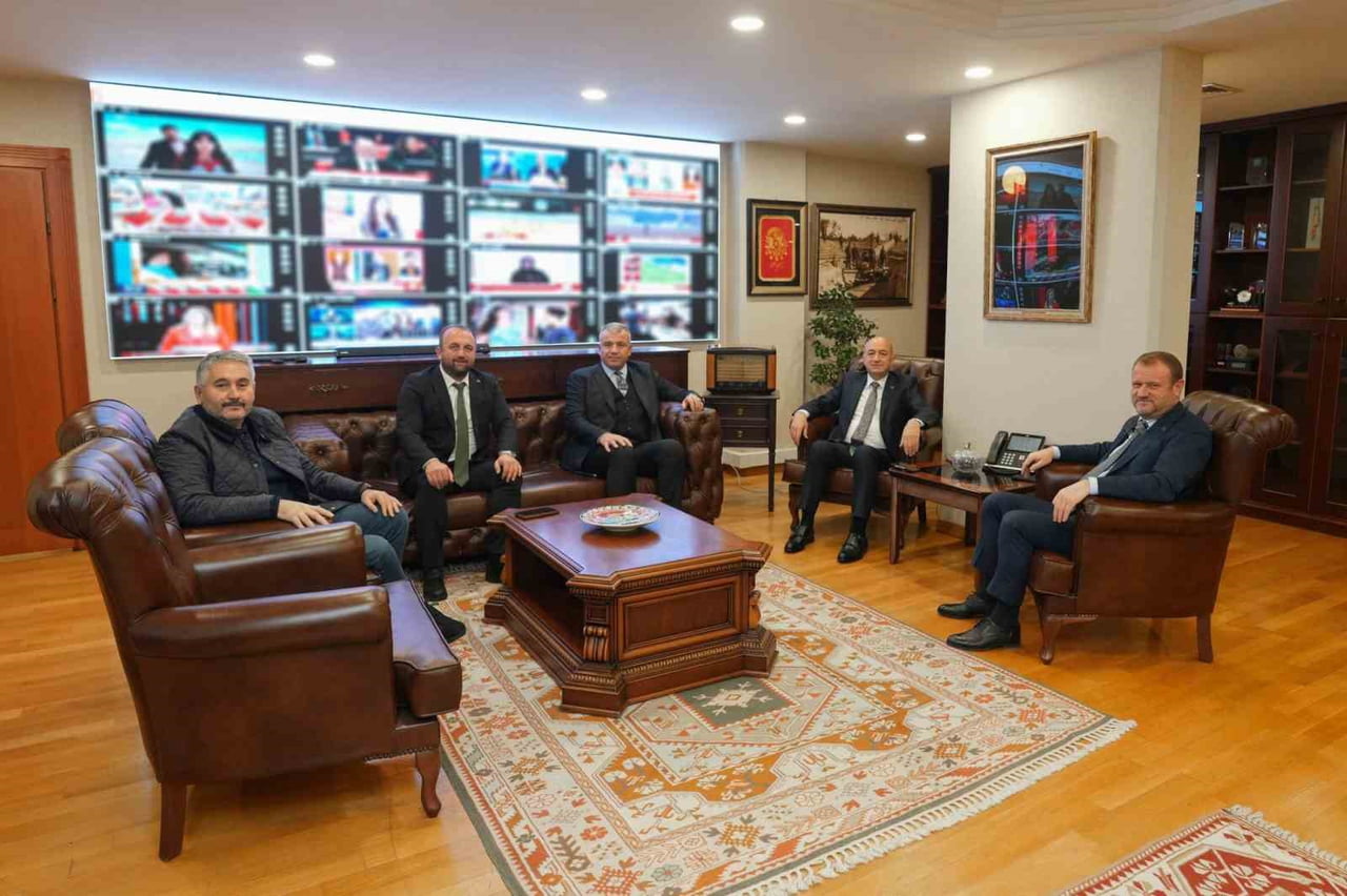 KARABİGA BELEDİYE BAŞKANI AHMET ELBİ, AK PARTİ ÇANAKKALE MİLLETVEKİLİ AYHAN GİDER’İN DESTEĞİYLE...