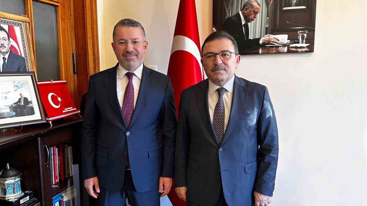 KARABÜK ÜNİVERSİTESİ (KBÜ) REKTÖRÜ PROF. DR. FATİH KIRIŞIK, TÜRKİYE BÜYÜK MİLLET MECLİSİ’NDE...