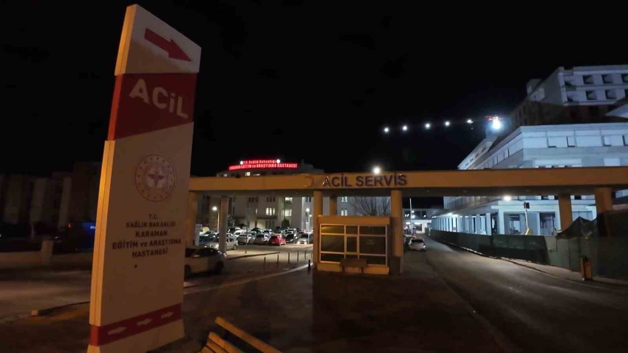 KARAMAN'DA İKİNCİ KATTAKİ EVİNİN PENCERESİNDEN TOPRAK ZEMİNE DÜŞEN ŞAHIS YARALANDI.