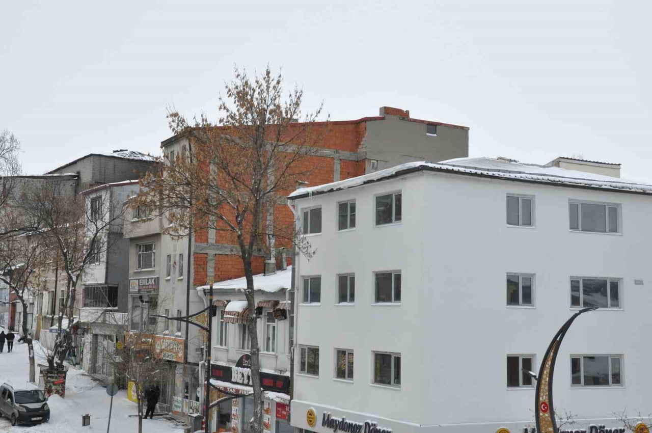 KARS’TA KONUT SATIŞLARI ŞAHA KALKTI: ARALIK AYINDA REKOR ARTIŞ(KARS-İHA)