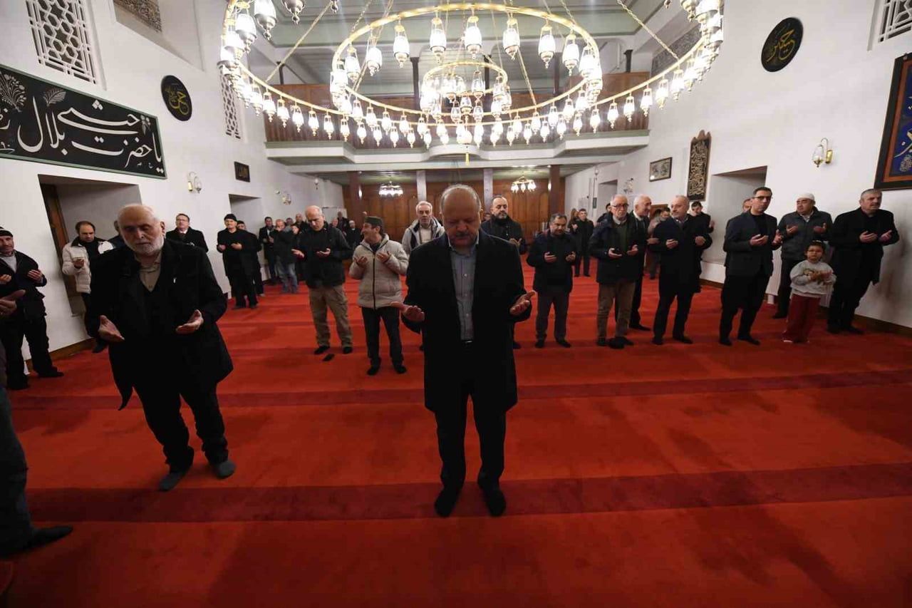 KASTAMONU’DA, 10 OCAK ÇALIŞAN GAZETECİLER GÜNÜ DOLAYISIYLA, EBEDİYETE İRTİHAL EDEN GAZETECİLER VE...