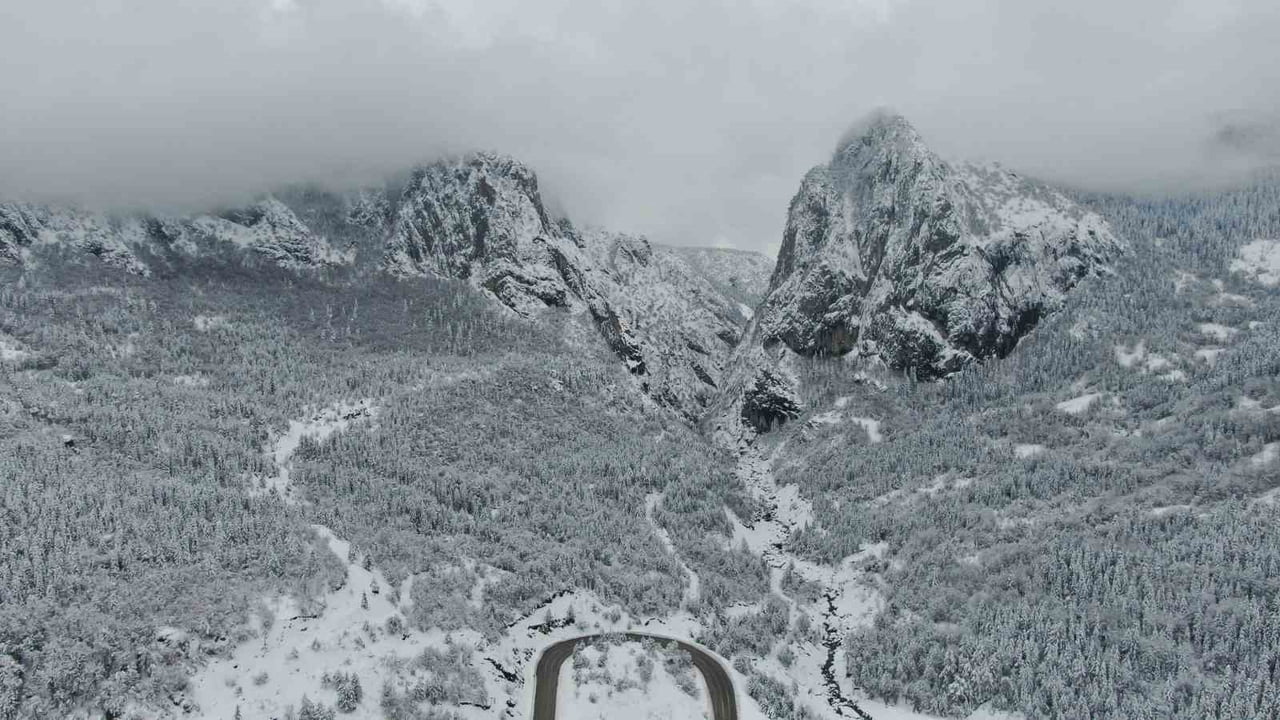 KASTAMONU’DA KÜRE DAĞLARI MİLLİ PARKI İÇERİSİNDE YER ALAN ERSİZLERDERE KANYONU TABİAT PARKI, KAR...