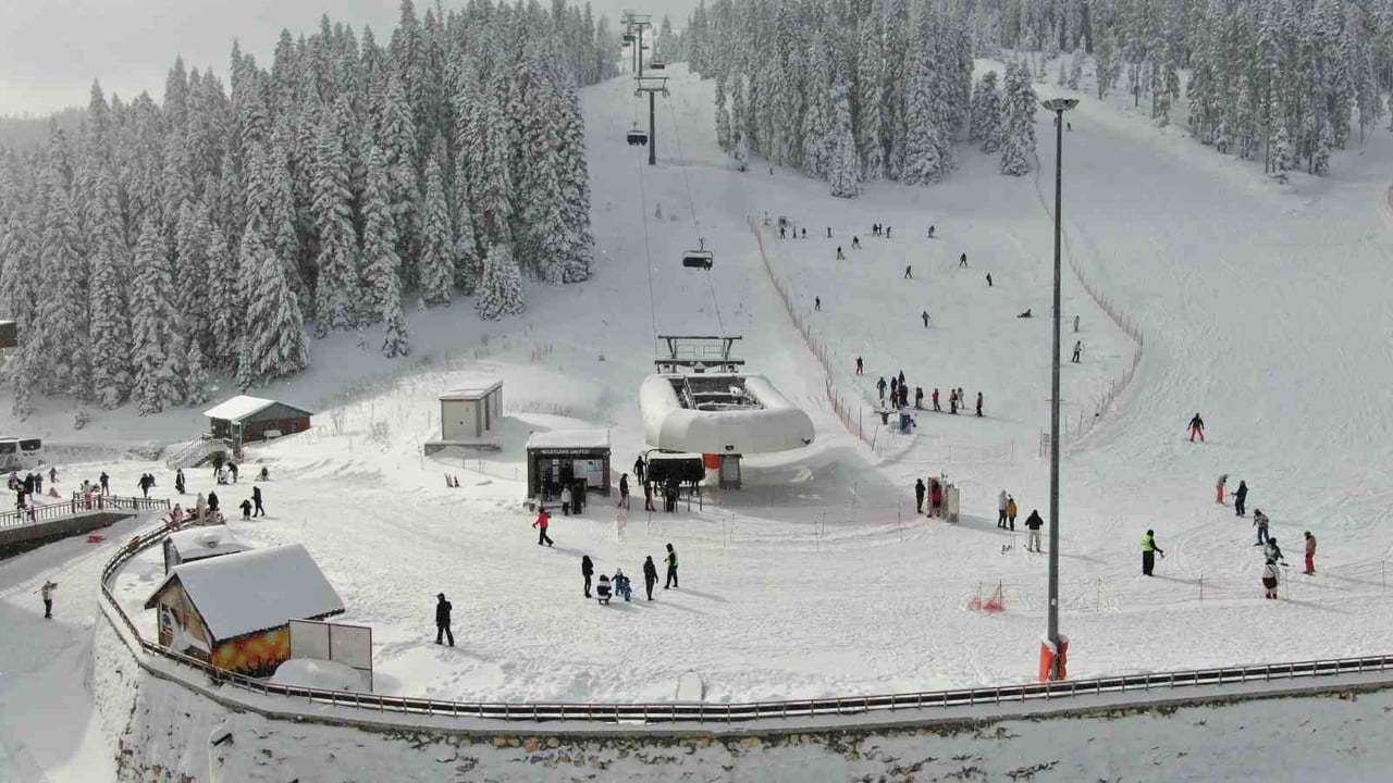 KASTAMONU VE ÇANKIRI SINIRLARINDA YER ALAN VE BATI KARADENİZ BÖLGESİ’NİN EN UZUN PİSTİNE SAHİP...