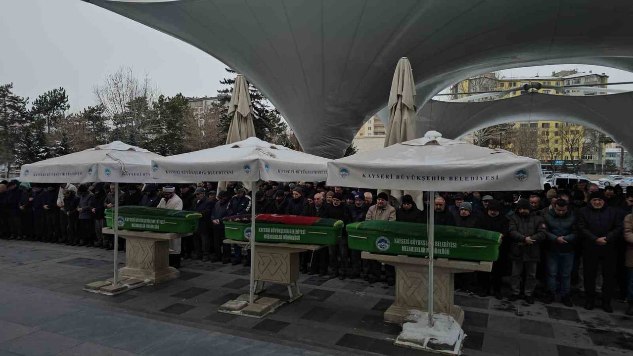 KAYSERİ'DE KURTULUŞ SAVAŞI GAZİSİ MUSTAFA BALCI'NIN KIZI ANİŞ TAŞ, 102 YAŞINDA HAYATINI...