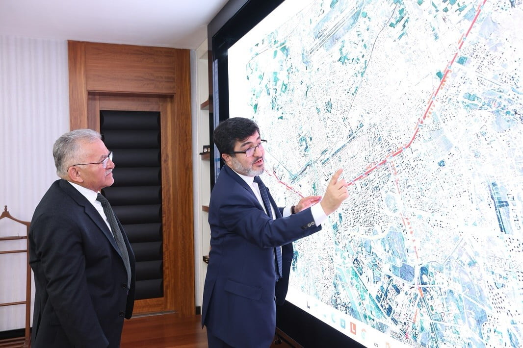 KAYSERİ BÜYÜKŞEHİR BELEDİYE BAŞKANI DR. MEMDUH BÜYÜKKILIÇ, ULAŞTIRMA VE ALTYAPI BAKANLIĞI ALTYAPI...