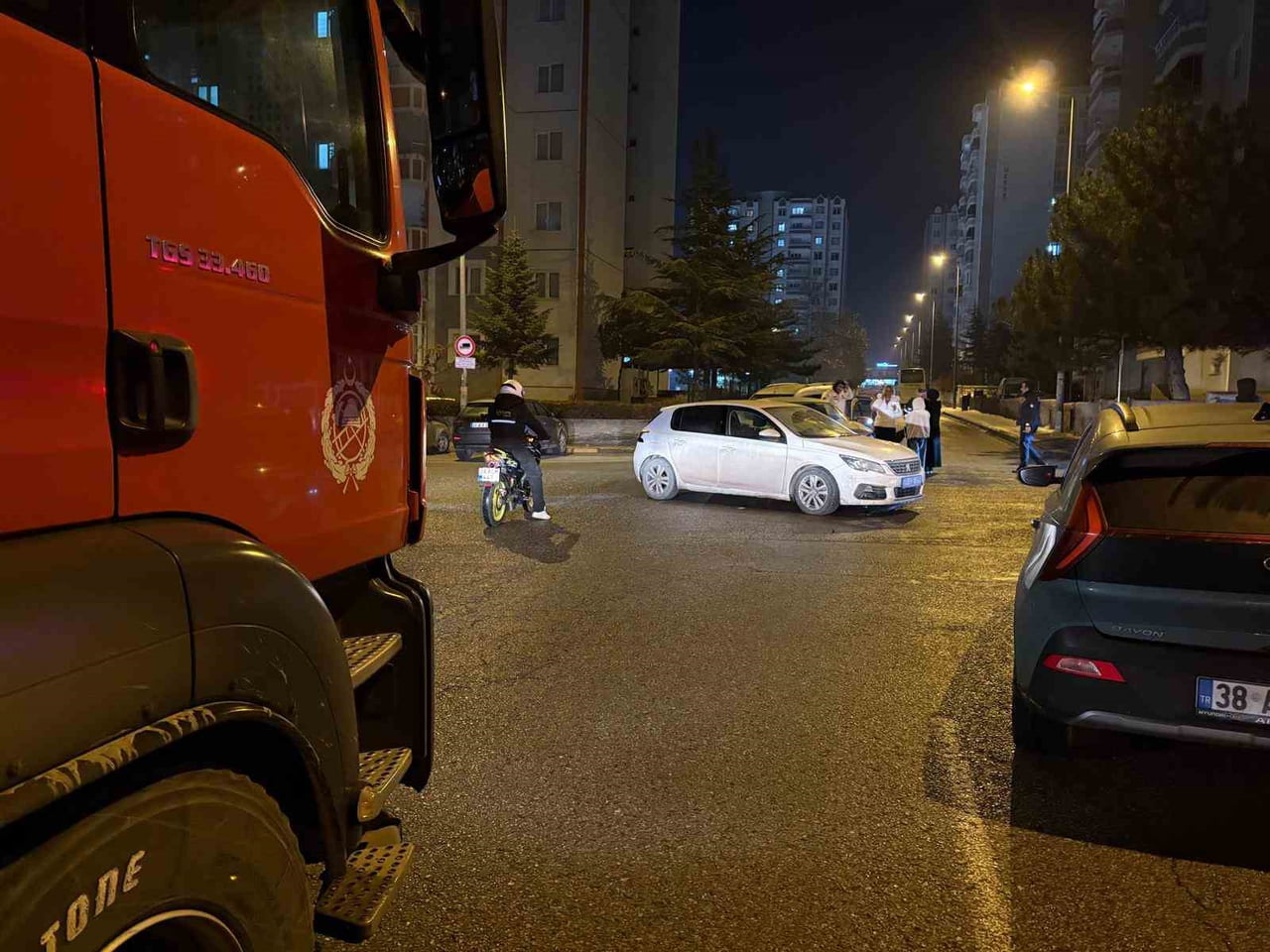 KAYSERİ’NİN MELİKGAZİ İLÇESİNDE İKİ OTOMOBİLİN ÇARPIŞTIĞI TRAFİK KAZASINDA 1 KİŞİ...