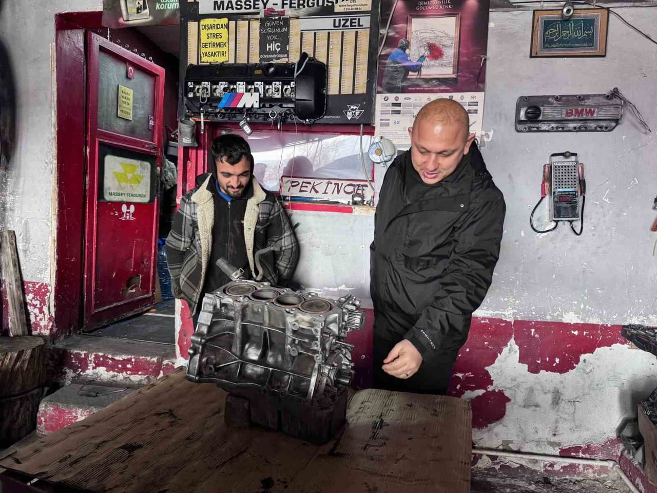 KIRIKKALE BELEDİYE BAŞKANI AHMET ÖNAL, KENTTE ESNAF VE VATANDAŞLARLA BİR ARAYA GELEREK TALEP VE...