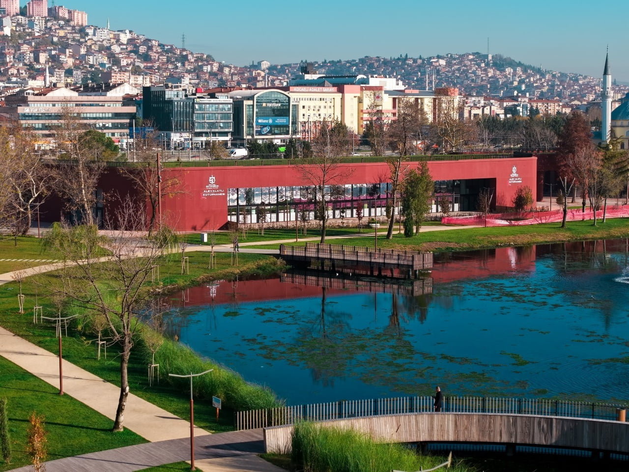 KOCAELİ BÜYÜKŞEHİR BELEDİYESİ, TÜRK DÜŞÜNCE DÜNYASININ ÖNEMLİ İSMİ ALEV ALATLI'NIN ADINI TAŞIYAN...