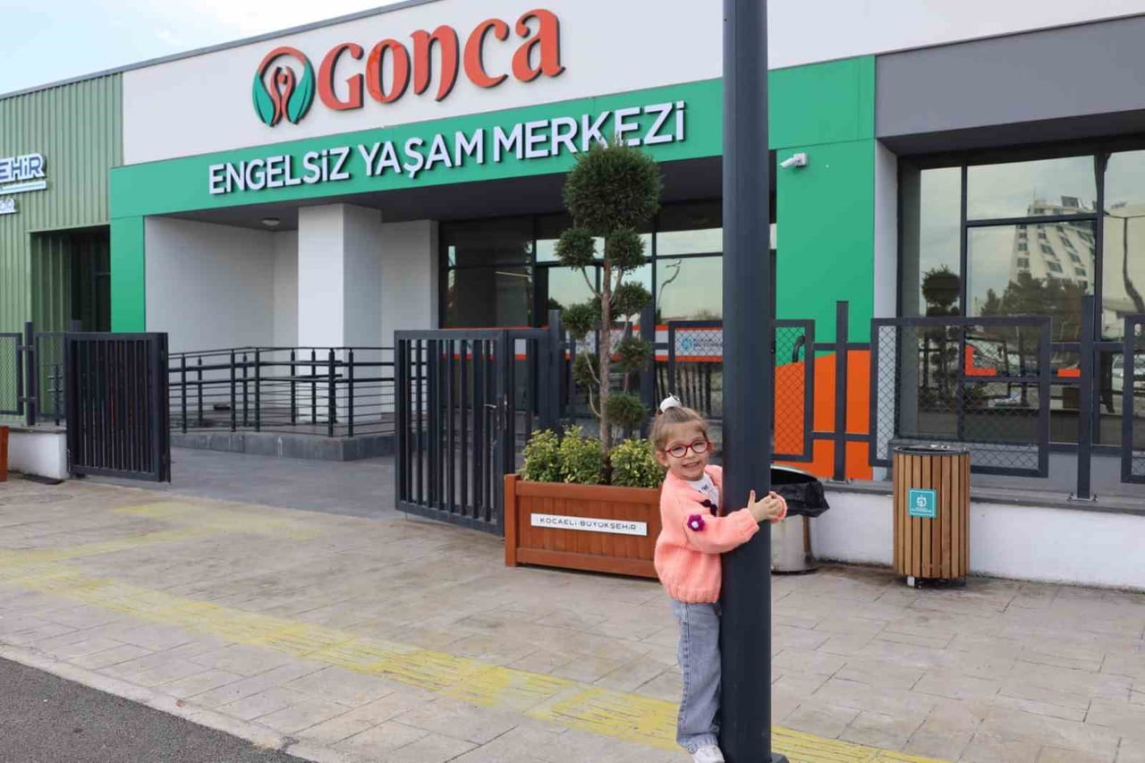 KOCAELİ BÜYÜKŞEHİR BELEDİYESİNCE İZMİT'TE KURULAN GONCA ENGELSİZ YAŞAM MERKEZİ'NDEN, HİZMETE...
