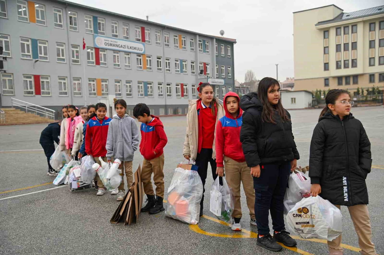 KONYA’NIN MERKEZ SELÇUKLU İLÇE BELEDİYESİ’NİN ÇEVRE BİLİNCİNİ ARTIRMAK AMACIYLA HAYATA GEÇİRDİĞİ...