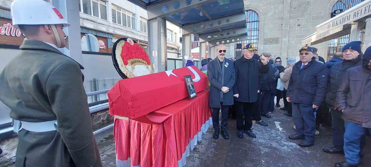 KORE GAZİSİ ALİ GÜMÜŞ (96), MEMLEKETİ SAMSUN’DA DÜZENLENEN ASKERİ TÖRENLE SON YOLCULUĞUNA...