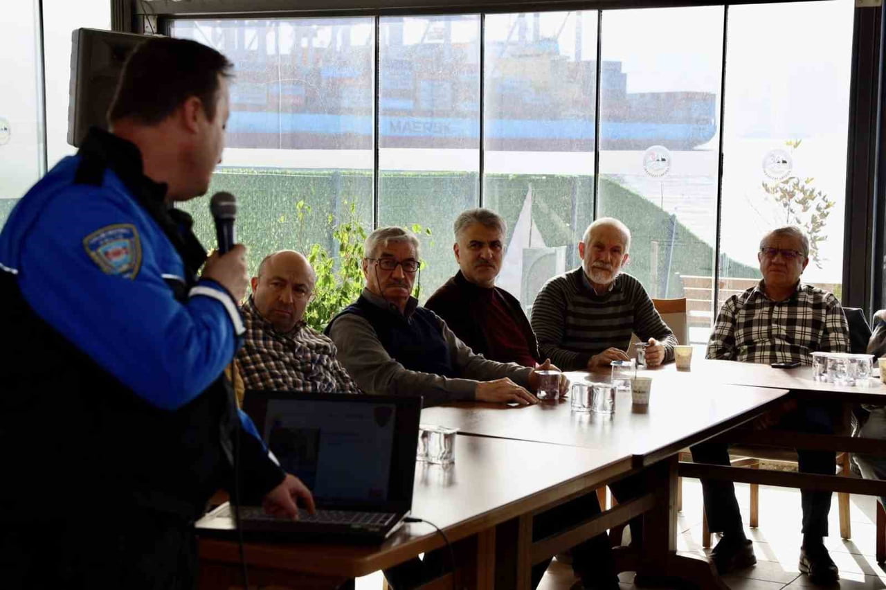 KÖRFEZ BELEDİYESİ TARAFINDAN 60 YAŞ ÜSTÜ VATANDAŞLARIN SOSYAL YAŞAMA DAHA AKTİF KATILIMINI...