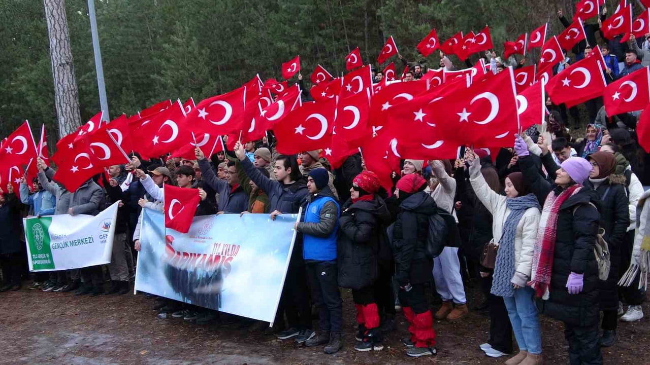 KÜTAHYA'DA SARIKAMIŞ ŞEHİTLERİ DUALAR VE YÜRÜYÜŞLE ANILDI