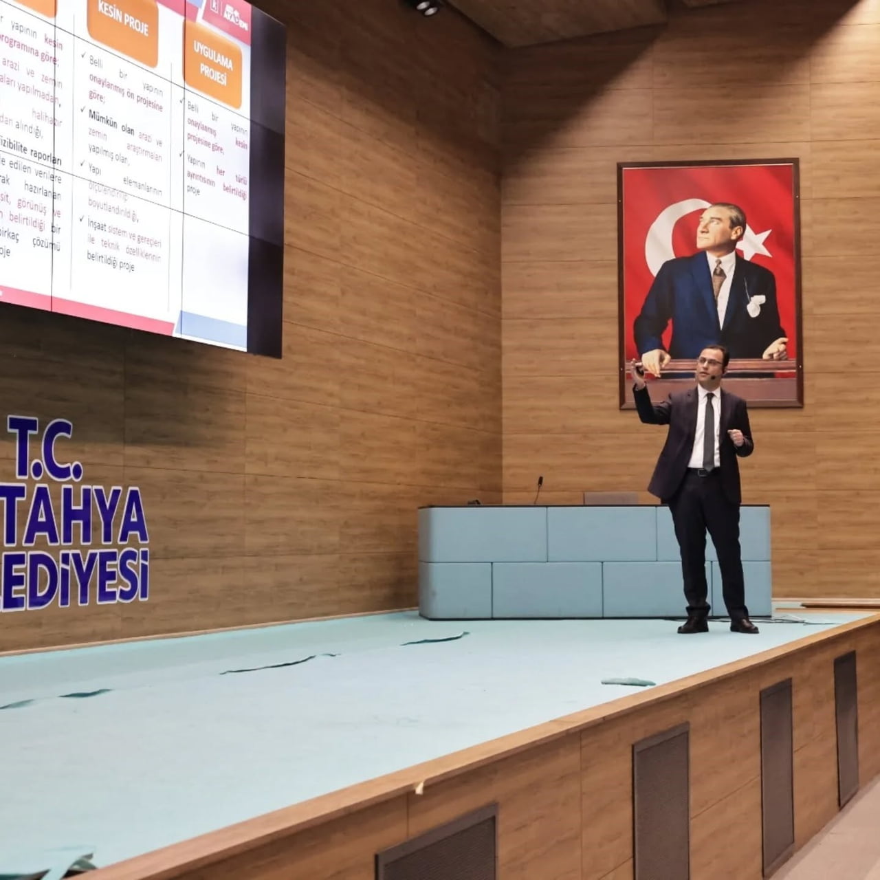 KÜTAHYA BELEDİYESİ PERSONELİNE İHALE EĞİTİMİ VERİLDİ