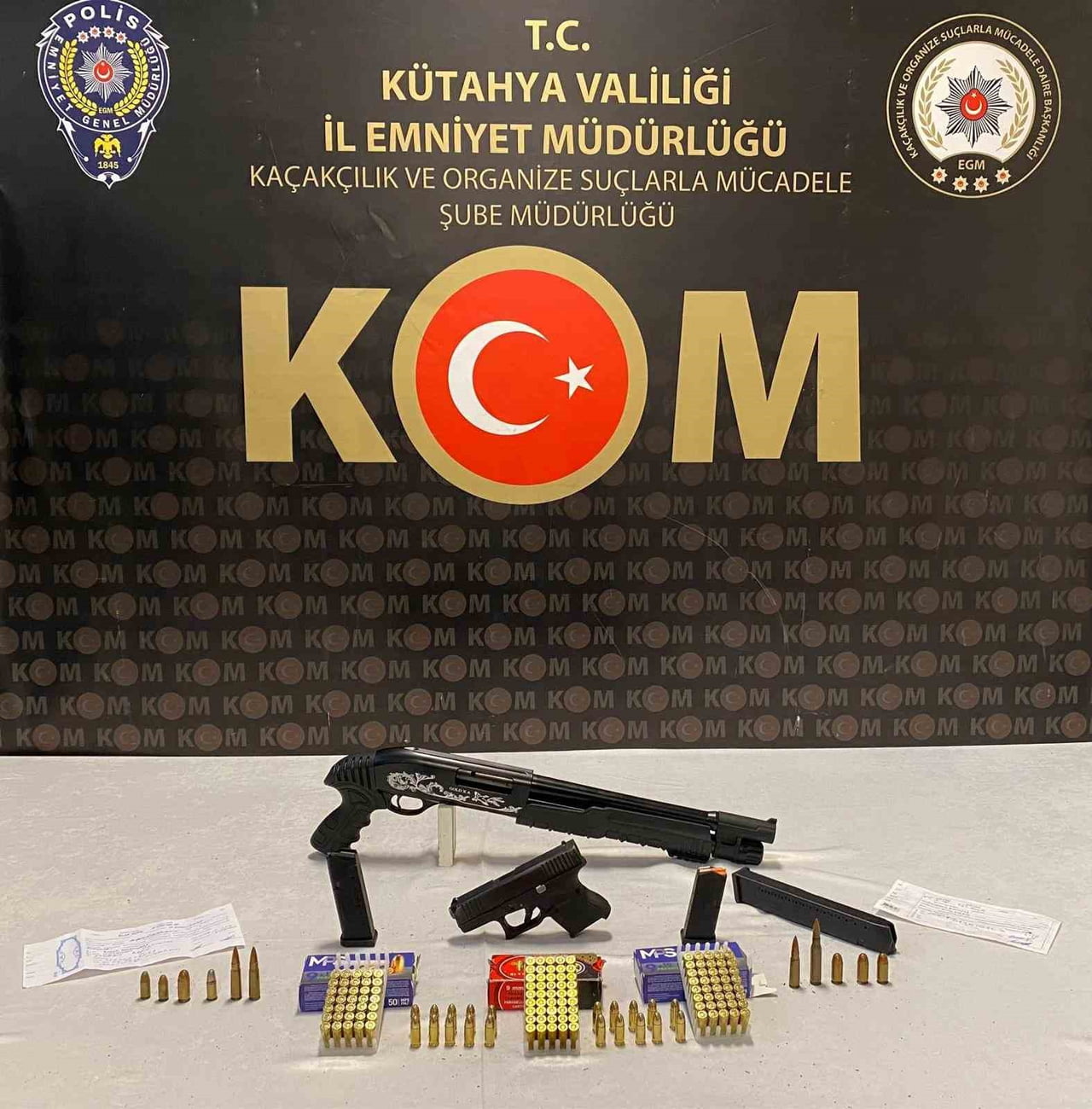 KÜTAHYA’DA TEFECİLİK VE SİLAH TİCARETİ OPERASYONU