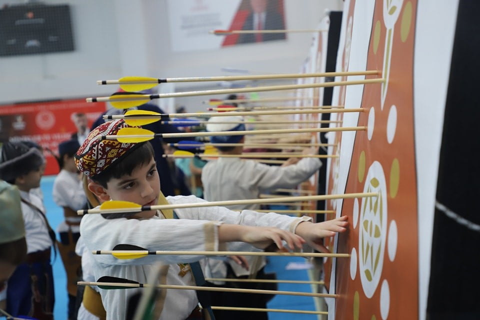 KÜTAHYA, GELENEKSEL TÜRK OKÇULUĞU TÜRKİYE ŞAMPİYONASI’NA EV SAHİPLİĞİ YAPIYOR