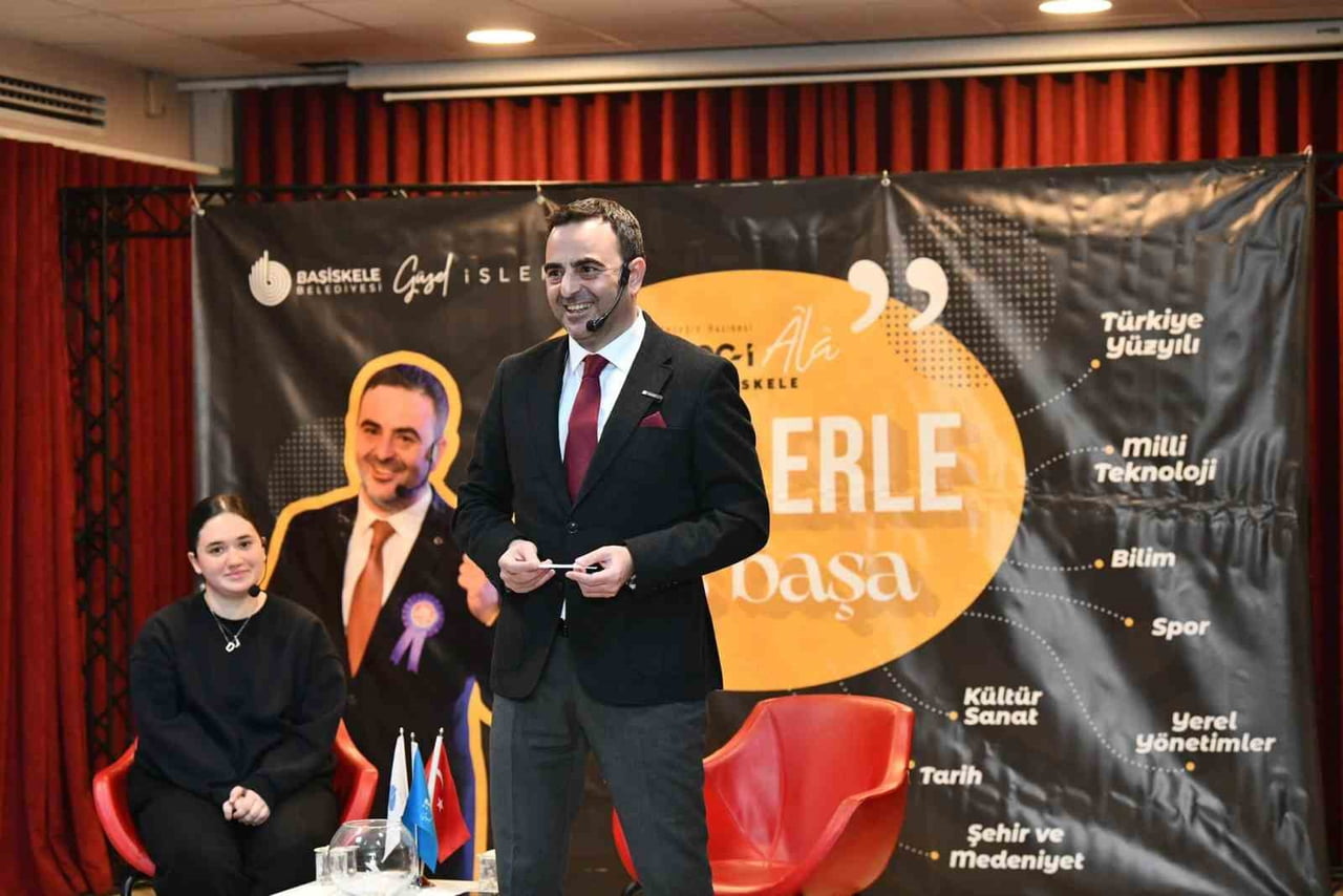 LİSE ÖĞRENCİLERİYLE BİR ARAYA GELEN BAŞİSKELE BELEDİYE BAŞKANI YASİN ÖZLÜ, "BİR GENÇ İÇİN...