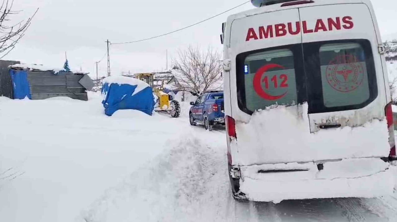 MALATYA'DA KAPALI 116 MAHALLE YOLU ULAŞIMA AÇILDI