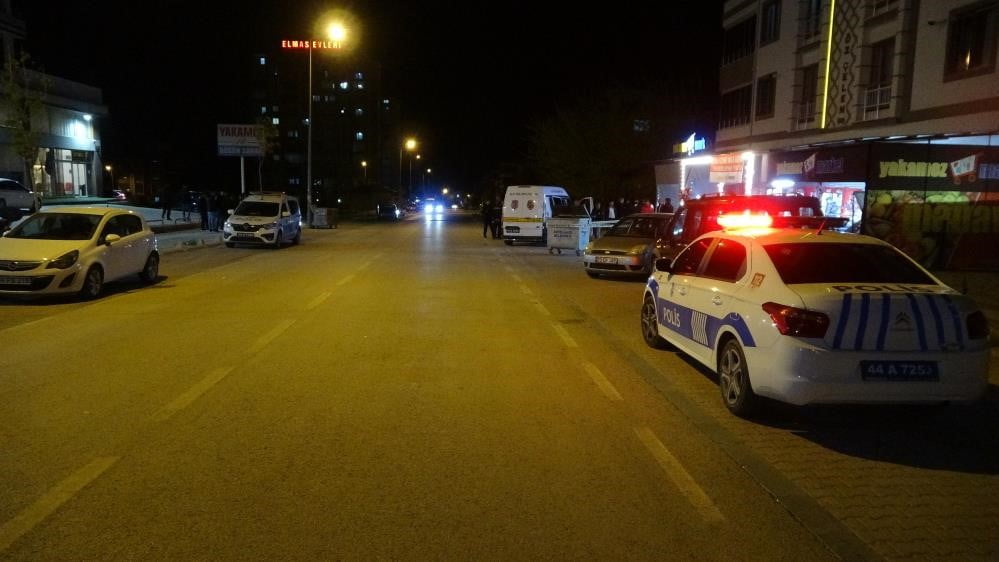MALATYA’DA HAKLARINDA KESİNLEŞMİŞ HAPİS CEZASI BULUNAN 3 HÜKÜMLÜ YAKALANDI