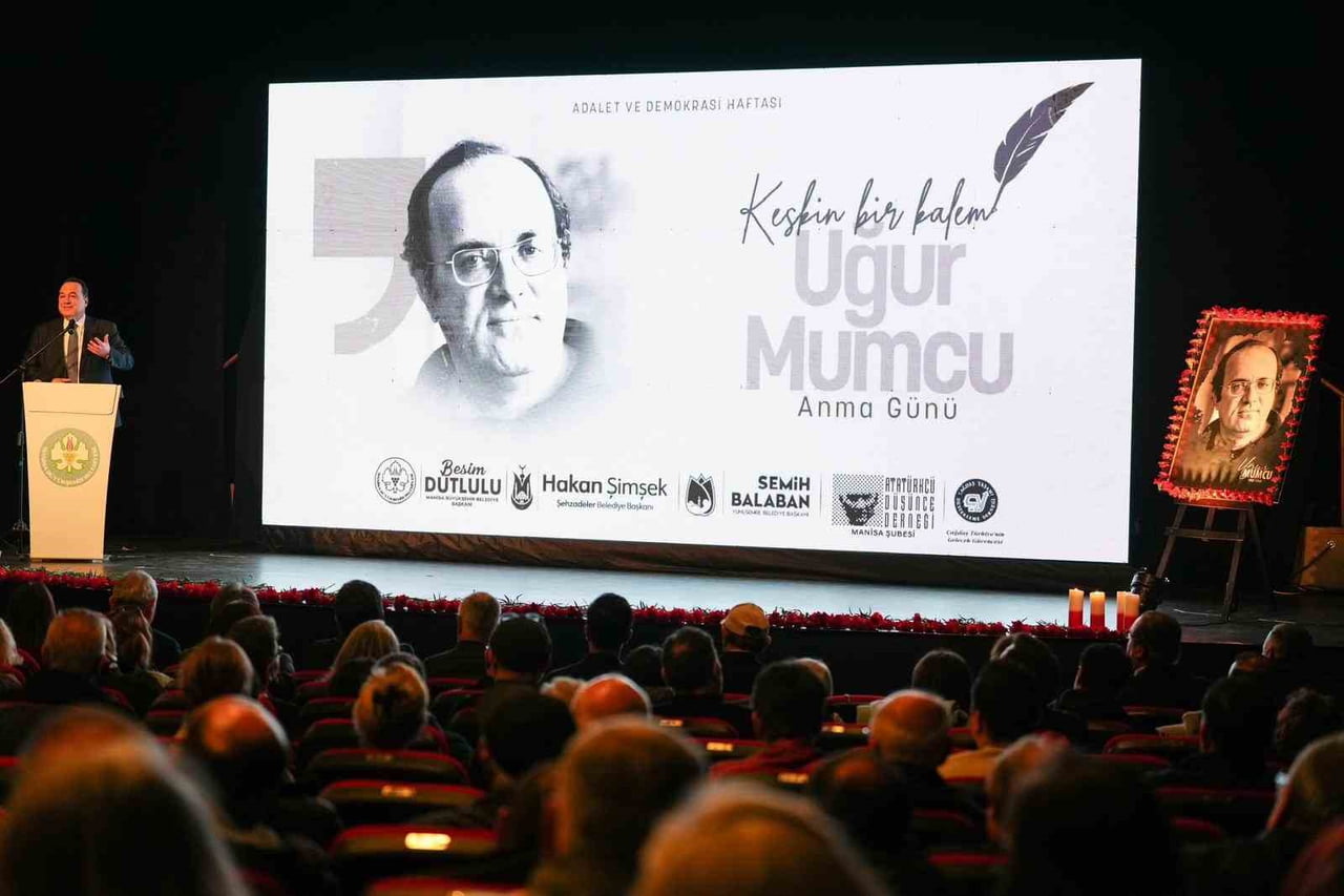 MANİSA BÜYÜKŞEHİR BELEDİYE BAŞKANI BESİM DUTLULU, USTA GAZETECİ UĞUR MUMCU’NUN KATLEDİLİŞİNİN 33....