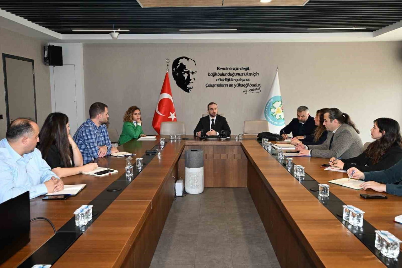 MANİSA BÜYÜKŞEHİR BELEDİYESİ, ‘İKLİME DİRENÇLİ ŞEHİR’ HEDEFİ DOĞRULTUSUNDA ÇALIŞMALARINI ARALIKSIZ...