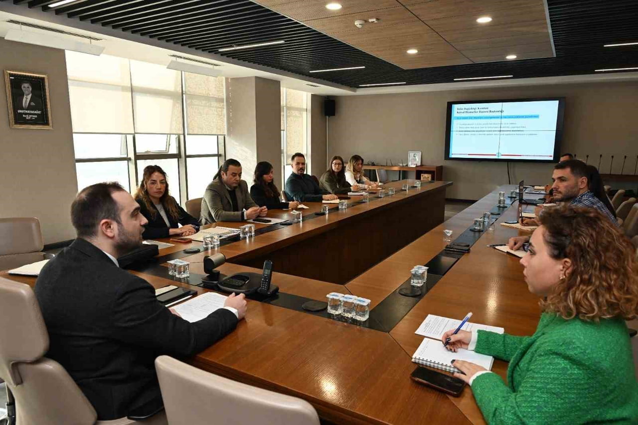 MANİSA BÜYÜKŞEHİR BELEDİYESİ, ‘İKLİME DİRENÇLİ ŞEHİR’ HEDEFİ DOĞRULTUSUNDA ÇALIŞMALARINI ARALIKSIZ...