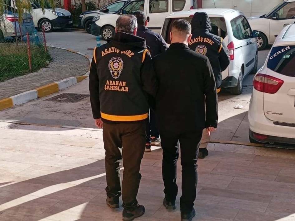 MANİSA EMNİYET MÜDÜRLÜĞÜ EKİPLERİ TARAFINDAN GERÇEKLEŞTİRİLEN OPERASYONDA, HAKLARINDA TOPLAM 37...