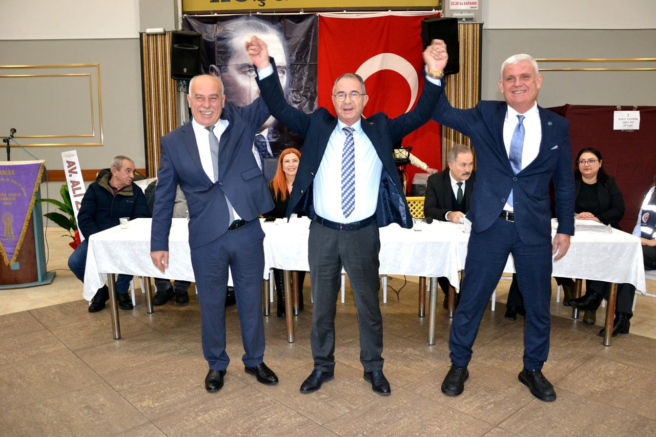 MANİSA MOTORLU ARAÇLAR TAMİRCİLER ESNAF VE SANATKARLAR ODASI GENEL KURULU’NDA 23 YILDIR BAŞKANLIK...