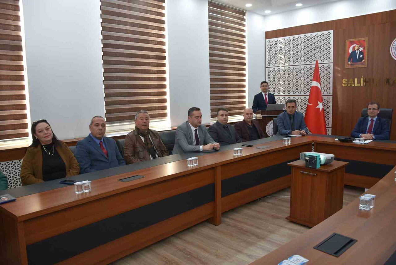 MANİSA’NIN SALİHLİ İLÇESİNDE İNSAN HAKLARI KURULU’NUN 2026 YILININ İLK TOPLANTISI, SALİHLİ...