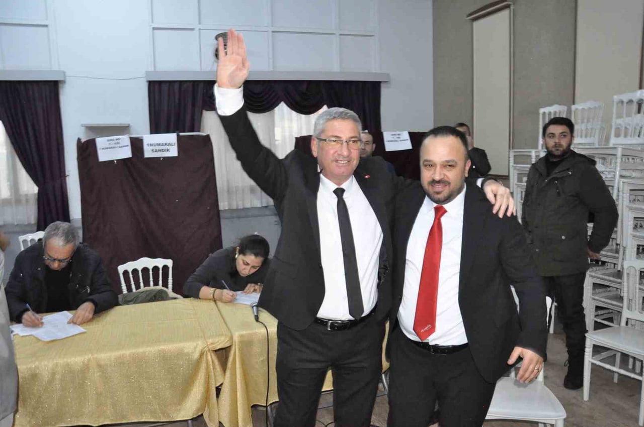 MANİSA’NIN SALİHLİ İLÇESİNDE KAHVECİLER ESNAF ODASI’NIN OLAĞAN GENEL KURULUNDA, 3 ADAYIN YARIŞTIĞI...