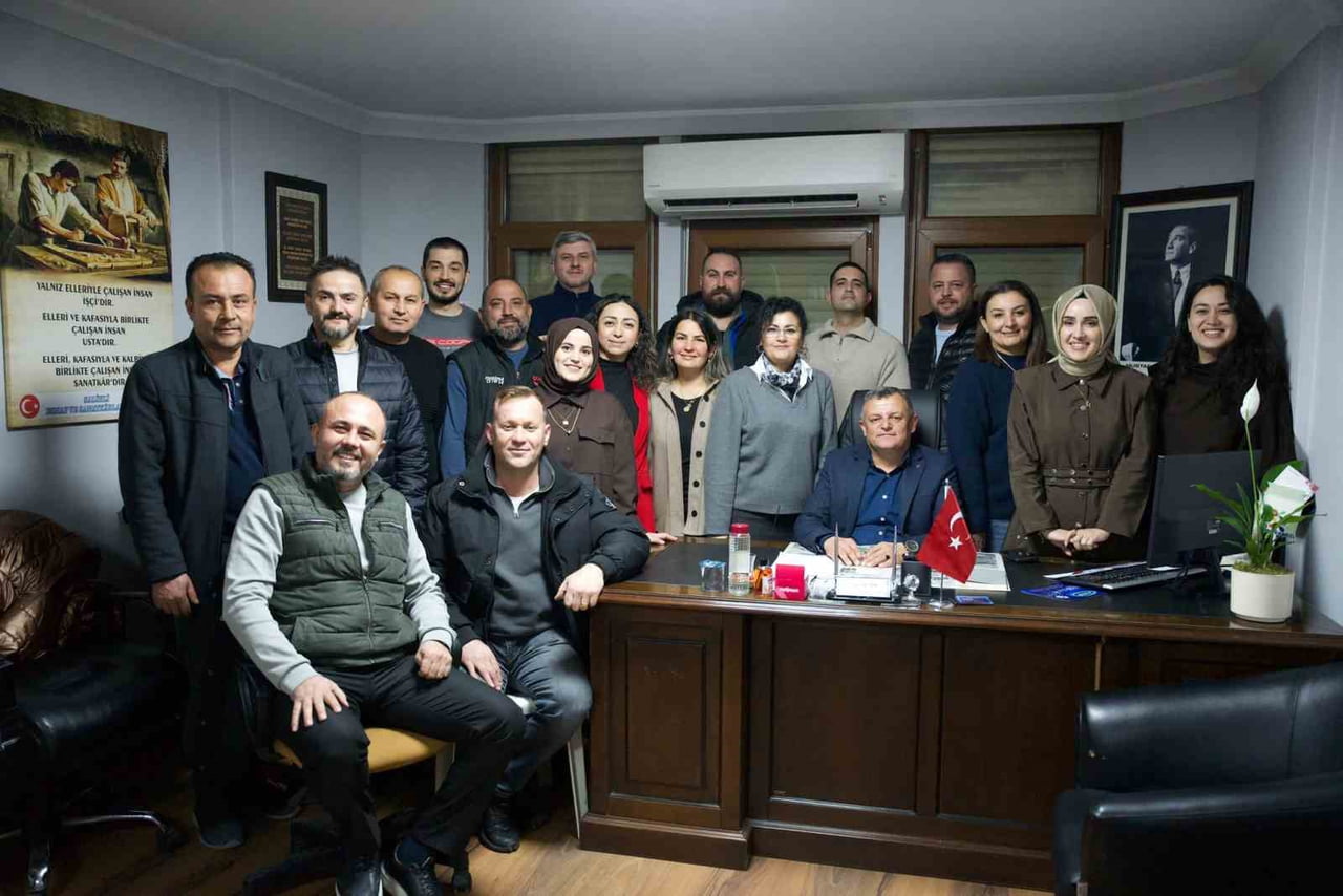 MANİSA’NIN SALİHLİ İLÇESİNDEKİ ESNAF VE SANATKARLAR ODASI’NIN OLAĞAN GENEL KURULU’NDA BAŞKANLIĞA...