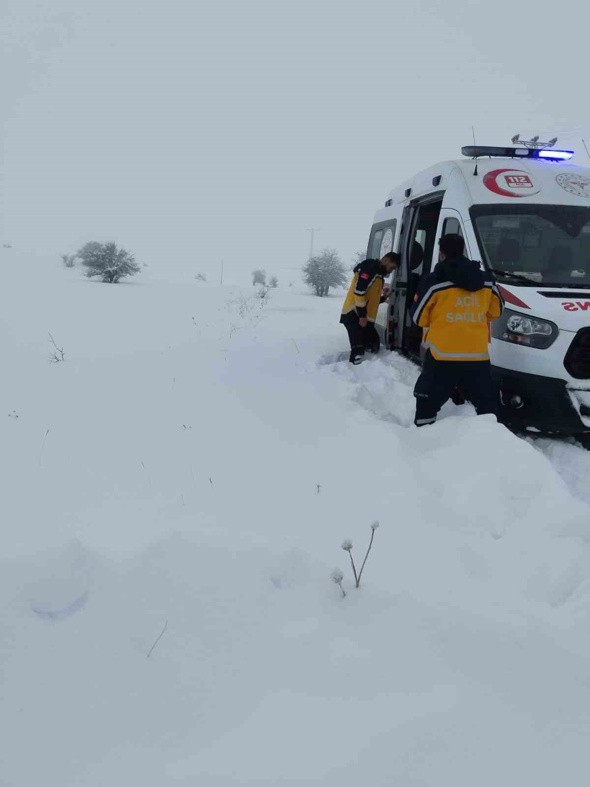 MAZGİRT’İN ALANYAZI PALANGÖR MEZRASI’NDA PANKREAS KANSERİ TEDAVİSİ GÖREN 61 YAŞINDAKİ KADIN HASTA...