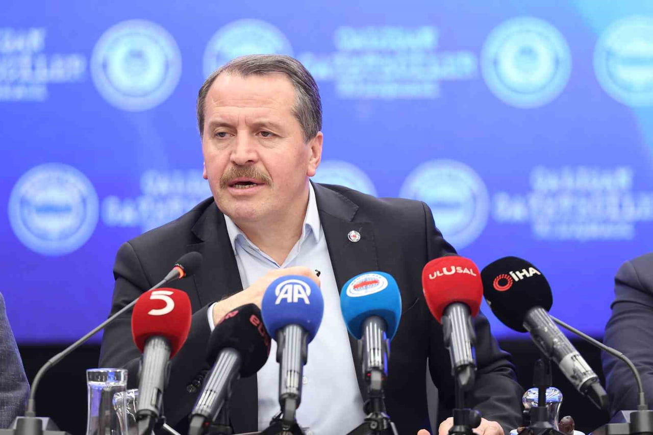 MEMUR SENDİKALARI KONFEDERASYONU (MEMUR-SEN) GENEL BAŞKANI ALİ YALÇIN, "KAMU PERSONEL SİSTEMİ'NDE...