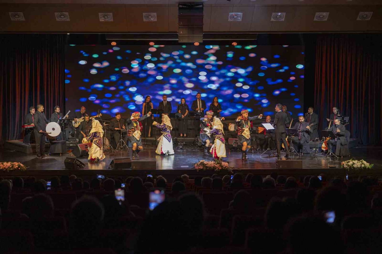 MERSİN BÜYÜKŞEHİR BELEDİYESİ, 2025 YILINDA TİYATRODAN KONSERE, FESTİVALDEN SERGİ VE SÖYLEŞİLERE...