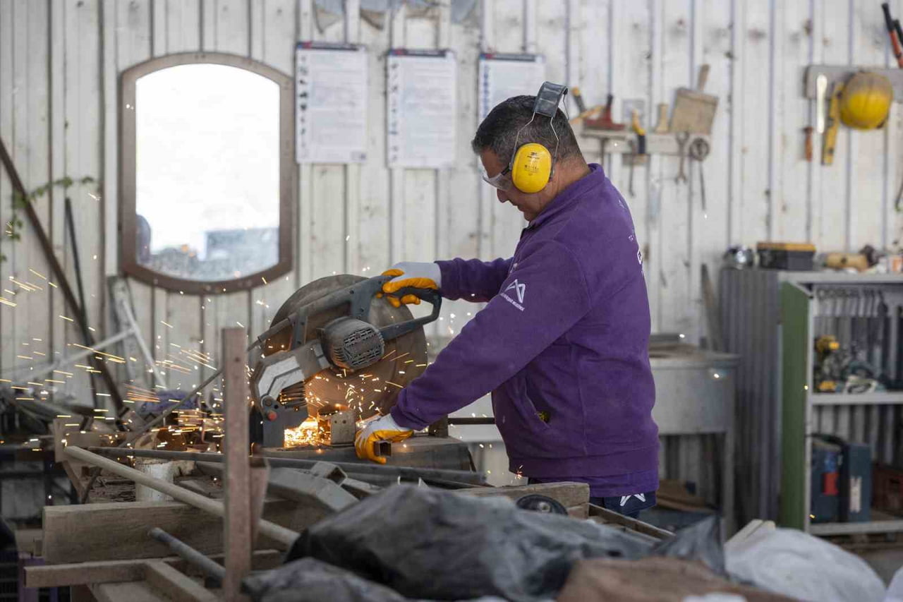 MERSİN BÜYÜKŞEHİR BELEDİYESİ, TARSUS GERİ DÖNÜŞÜM ATÖLYESİ’NDE YIL BOYUNCA YÜRÜTÜLEN ÜRETİM VE...