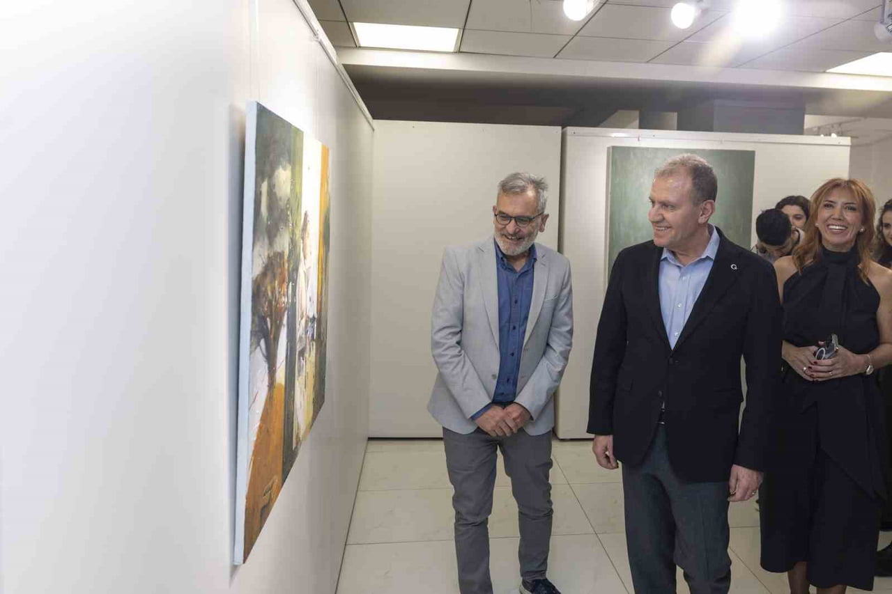 MERSİN’DE, TÜRKİYE CUMHURİYETİ’NİN 102. YILI DOLAYISIYLA DÜZENLENEN RESİM YARIŞMASI SERGİSİ’NİN...